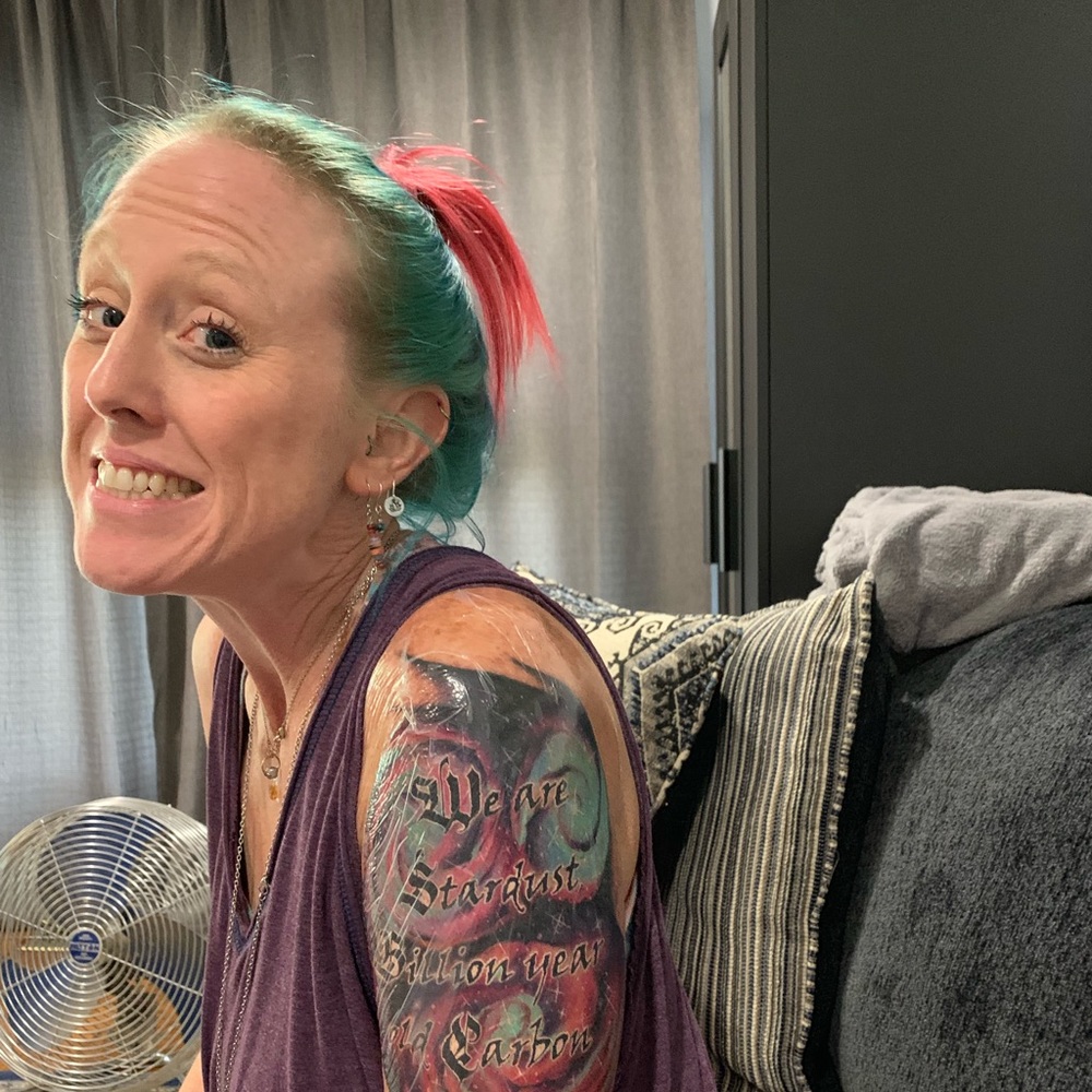 Meet your Posher, Melissa